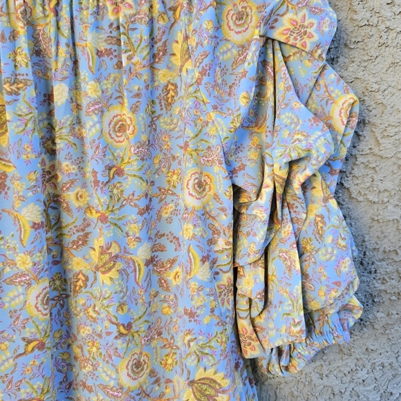 CeCe Spring Floral Ruffle Sleeve Blouse - Picture 4 of 8